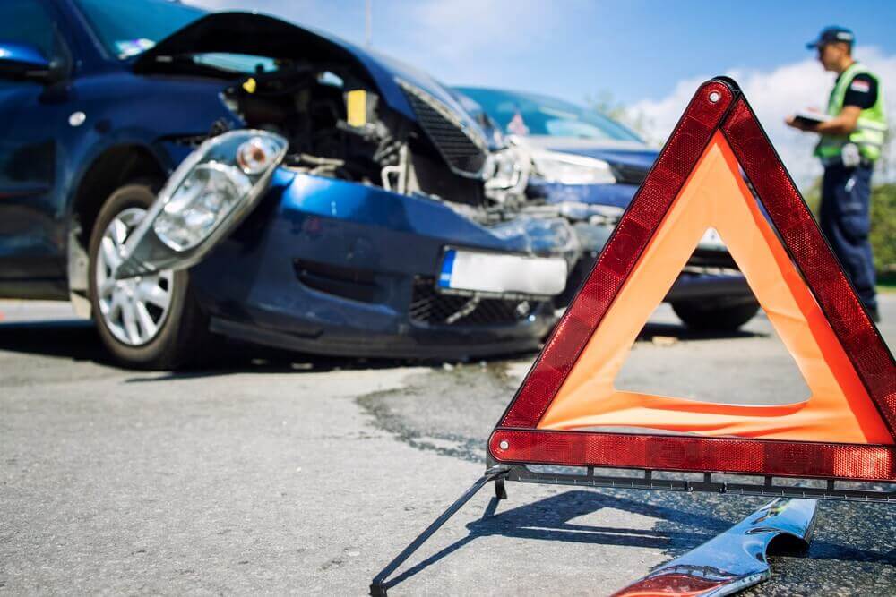 Caution warning sign for car accident
